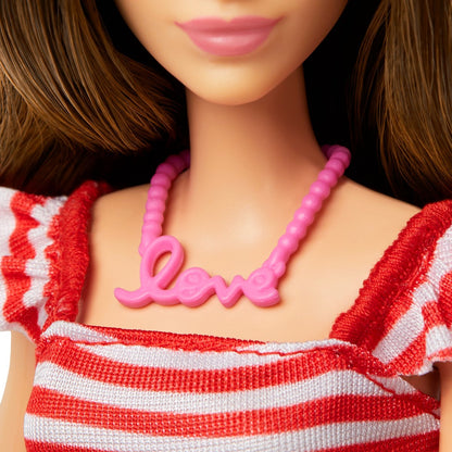 Mattel Barbie Roze Paspoort Parijs Pop - Pink Passport avonturen