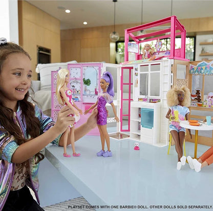 Mattel Games, Barbie-poppenhuisset met 2 verdiepingen, Barbie-poppen en accessoires, Veelkleurig